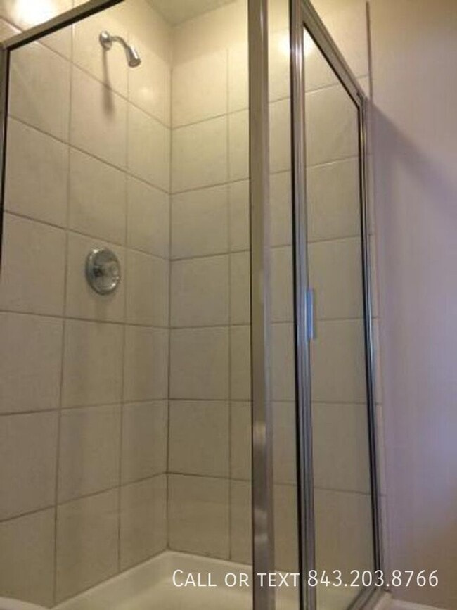 Building Photo - 2316 Kings Gate Ln