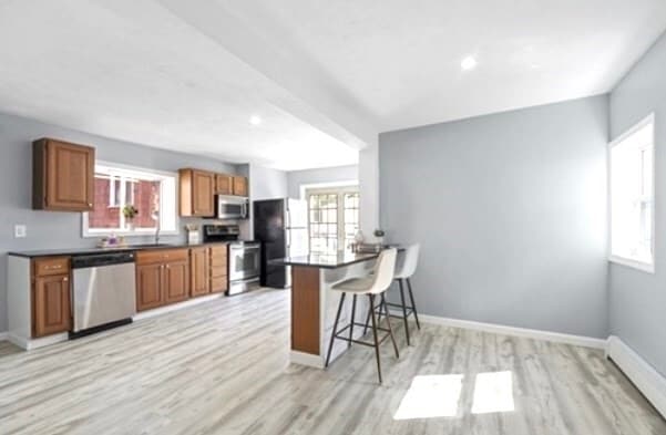 Building Photo - 106 Goodridge St