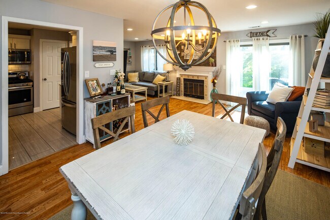 Building Photo - 59 Deer Path Ct