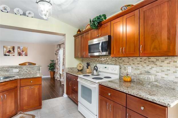 Building Photo - 12612 Lake Vista Dr