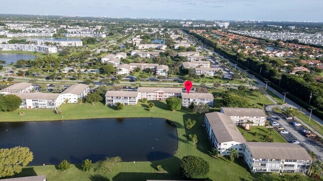 Building Photo - 130 Brighton Dr