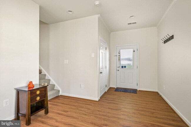 Building Photo - 41687 Wellstone Terrace