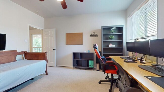 Building Photo - 1323 Hillside Forest Dr