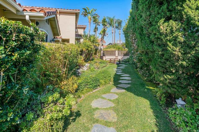 Building Photo - 6404 Avenida Wilfredo