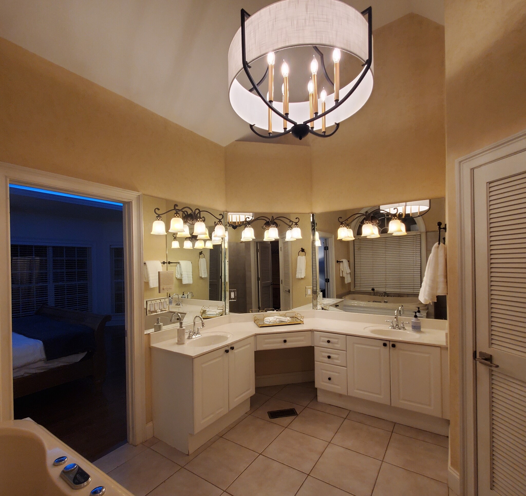 Building Photo - 6640 Ashebrooke Dr