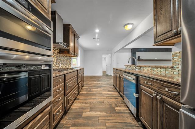 Building Photo - 2516 Pinebluff Dr