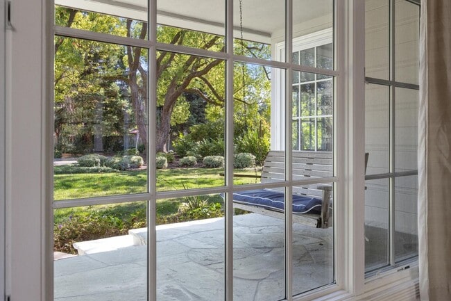 Building Photo - Beautifully Appointed Atherton Estate with Pool & Outdoor Entertaining