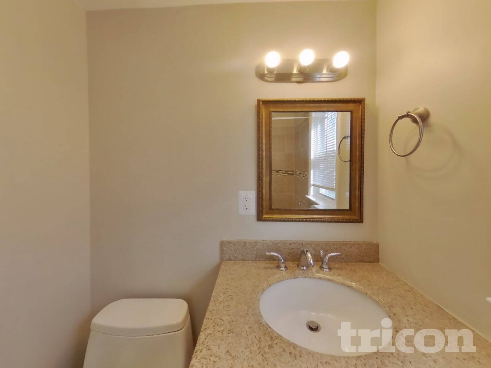 Building Photo - 906 Township Line Rd