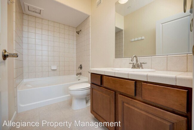 Building Photo - 3 br, 3 bath House - 7910 Walerga Rd Unit 706