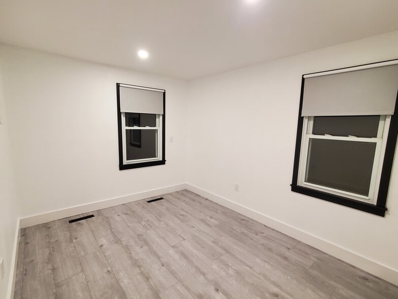 Building Photo - 1260 Dogwood Rd