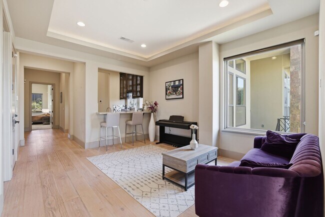 Building Photo - 3813 Calverhall Way