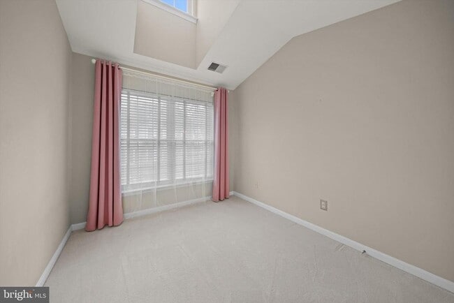 Building Photo - 46188 Cecil Terrace