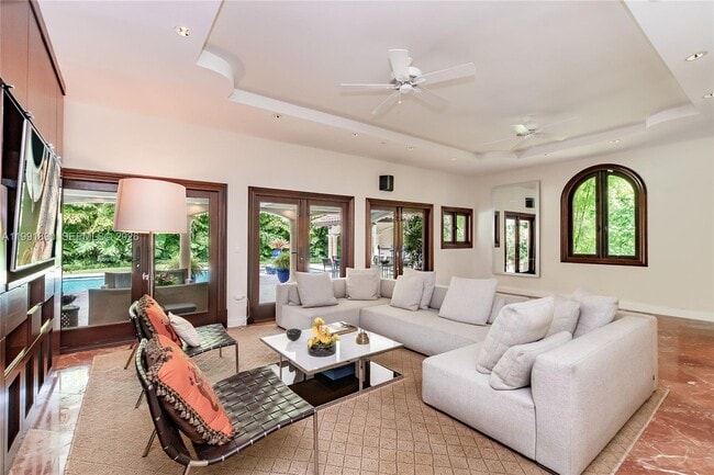 Building Photo - 174 Isla Dorada Blvd