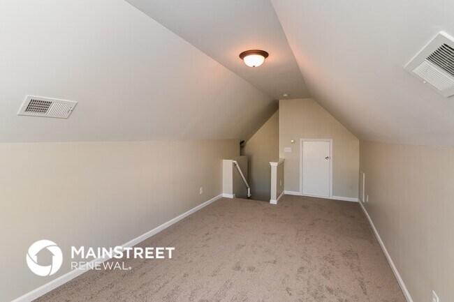 Building Photo - 11348 Breezehill Ln