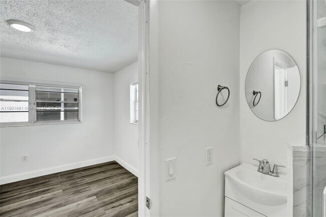 Building Photo - 5750 NW 111th St