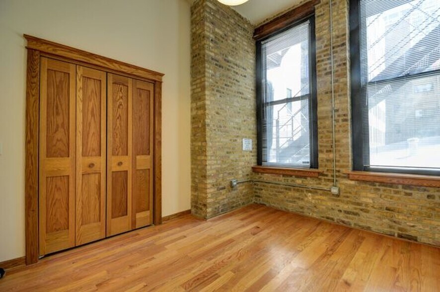 Building Photo - 123 N Jefferson St