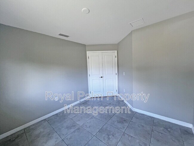 Building Photo - 2908 15th St W