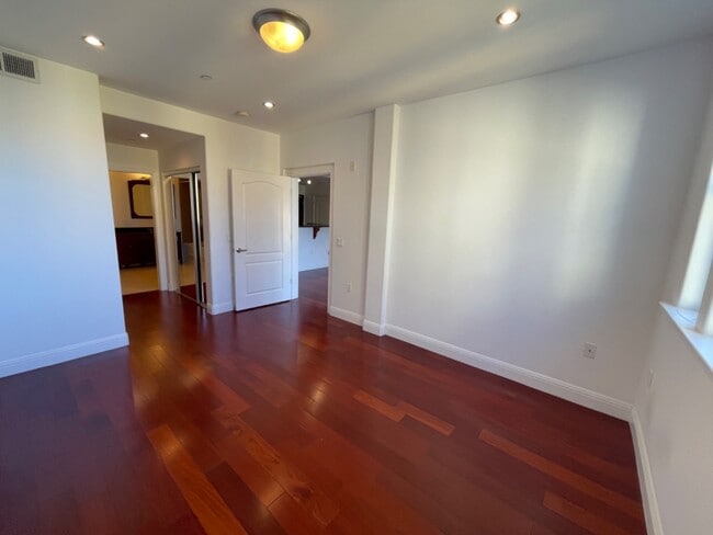 Building Photo - 151 El Camino Real