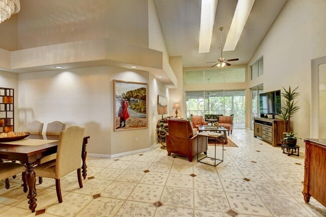 Building Photo - 2464 NW 59th St