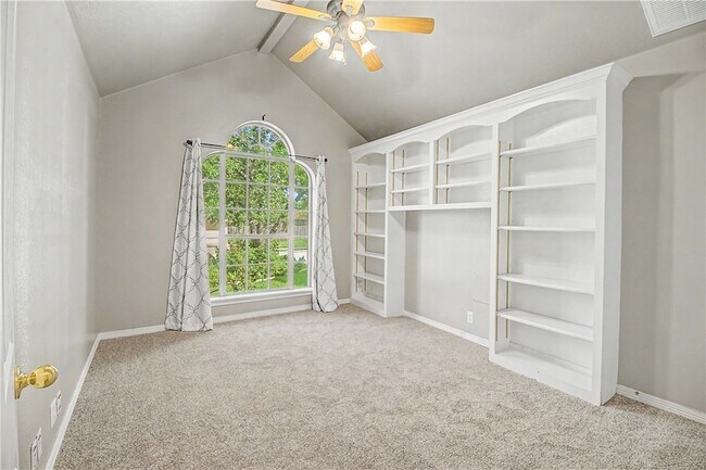 Building Photo - 3118 Pleasant Grove Dr