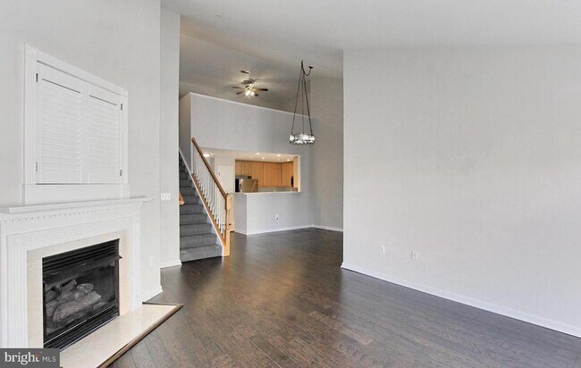 Building Photo - 5108 Donovan Dr