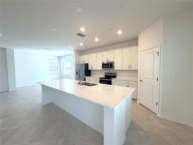 Building Photo - 13037 Blackberry Ct