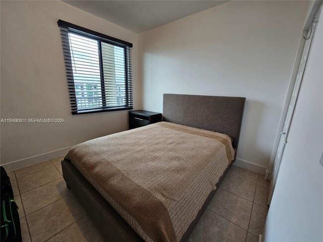 Building Photo - 4670 NW 84th Ave