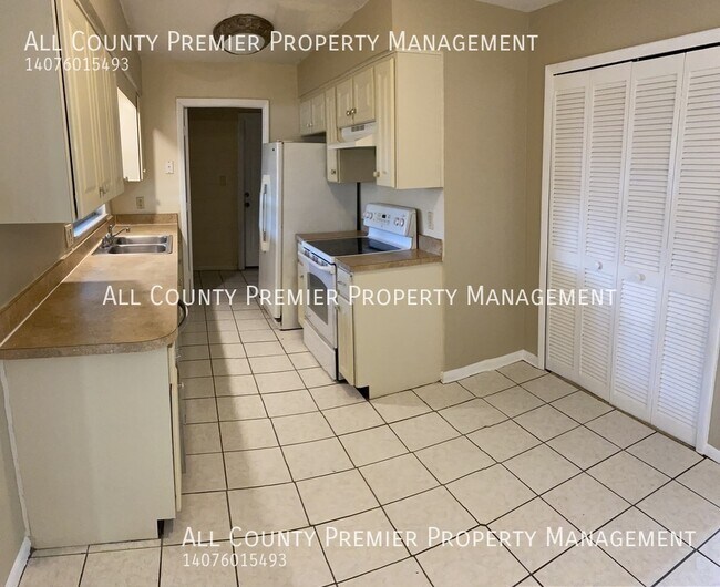 Building Photo - 5524 Saint Josephs Blvd