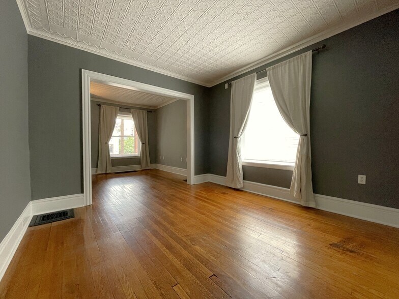 Living Room - 375 W 1st St