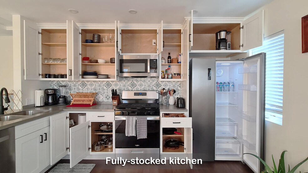 Everything you need for a stress-free stay, from free drinks to kitchen appliances - 721 E 22nd St