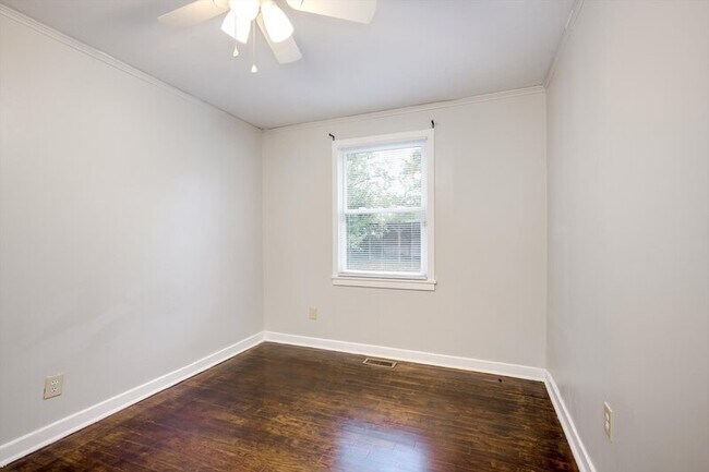 Building Photo - 2509 Reese Ave