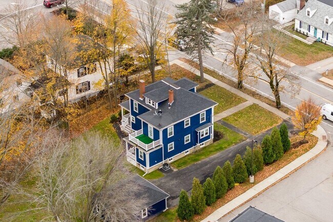 Building Photo - 815 Central Ave