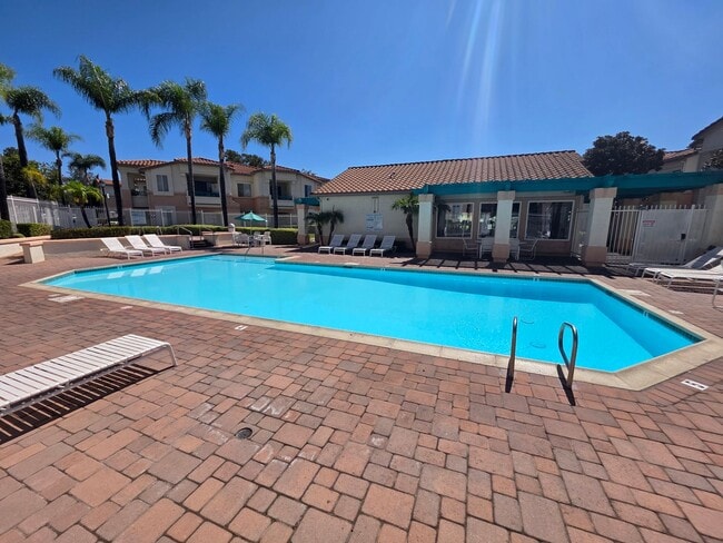 Building Photo - 11412 Via Rancho San Diego