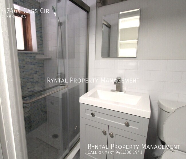 Building Photo - 7464 Cass Cir