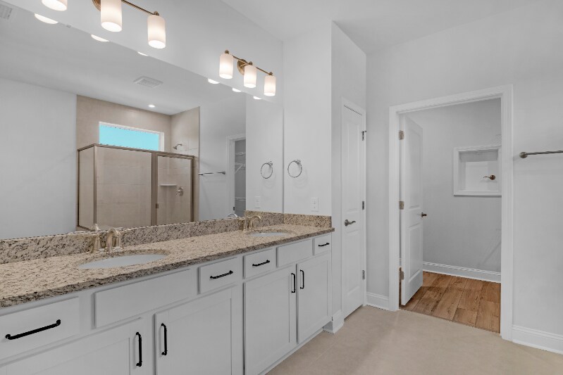 Building Photo - 267 Dendron Dr