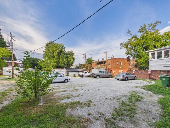 Building Photo - 3106 Patterson Ave