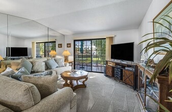 Building Photo - Stylish Palm Springs Condo with Private Po...