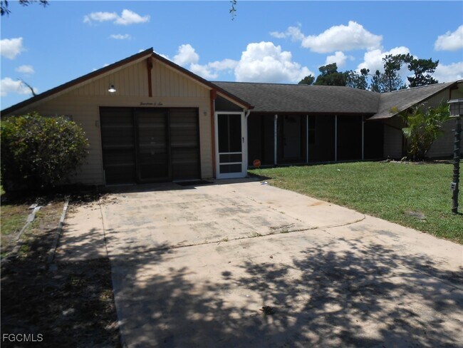 Primary Photo - 1406 Alwynne Dr S