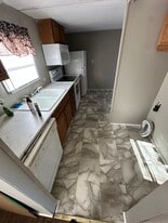 Building Photo - 121 Jordan Rd