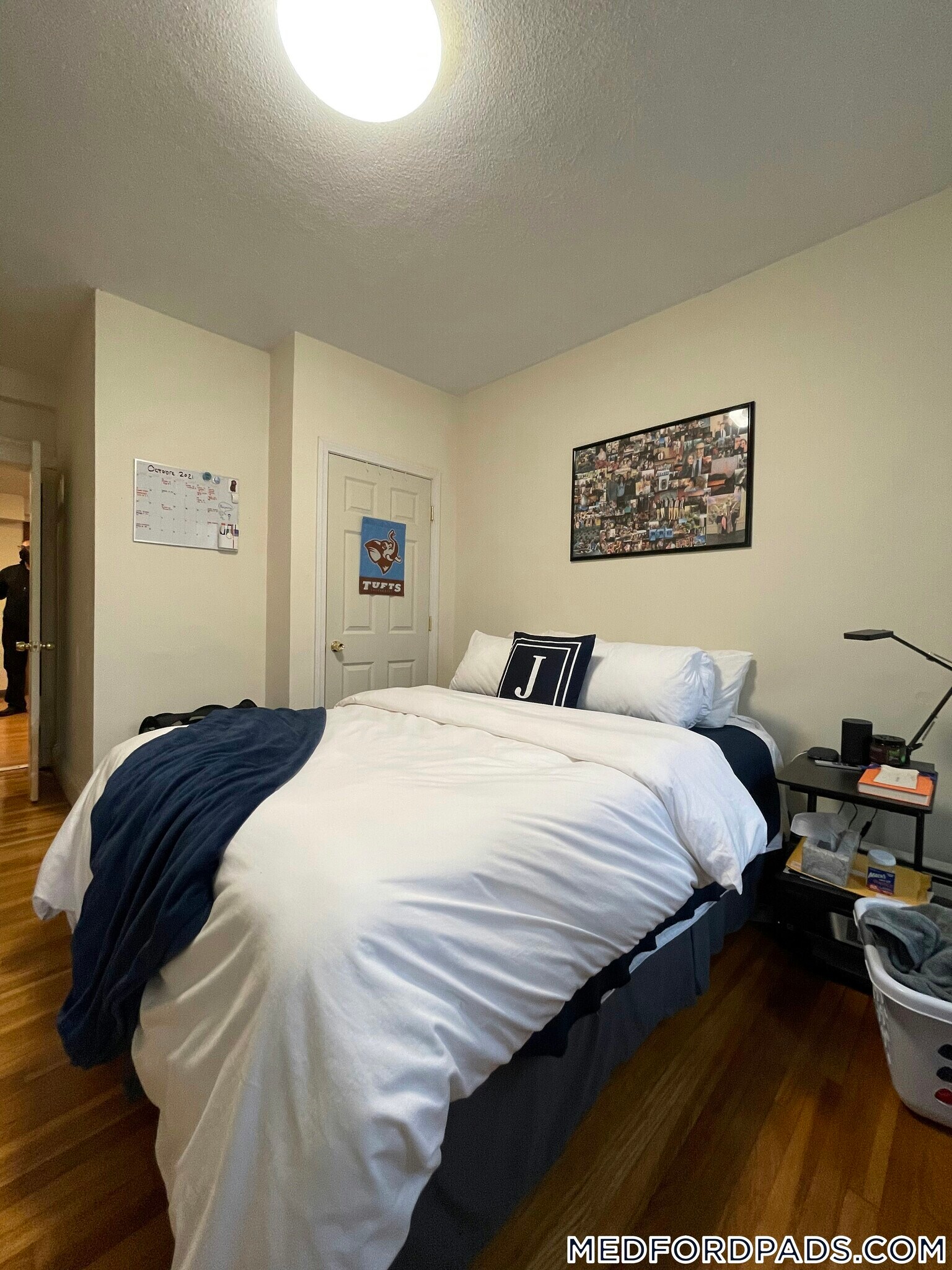 Building Photo - 354 Main St