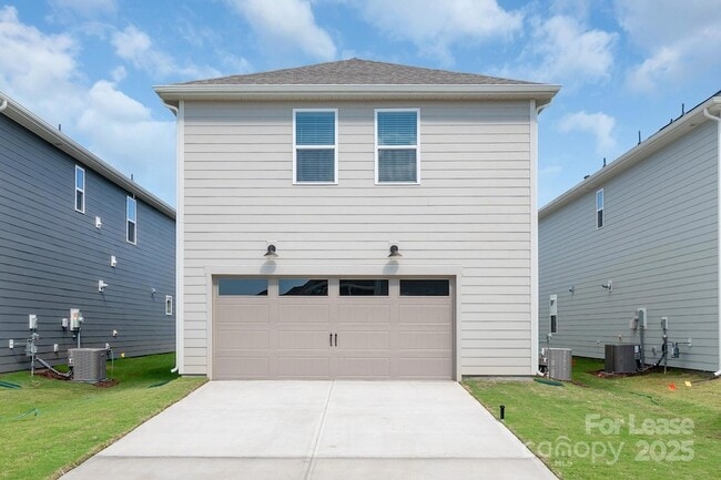 Building Photo - 14028 Penbury Ln