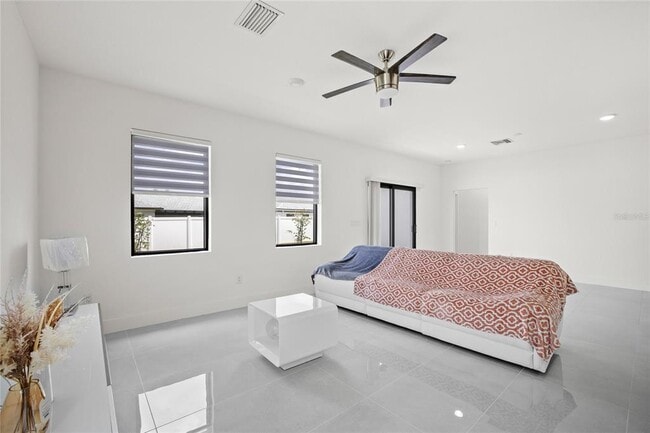 Building Photo - 6337 Chorus Dr