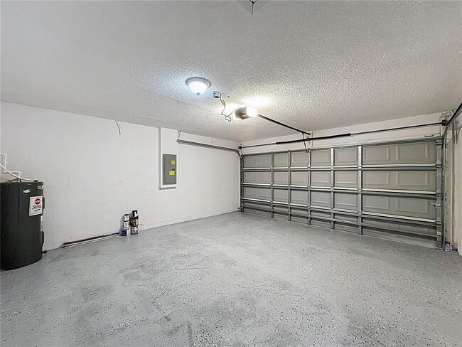 Building Photo - 413 Mulberry Ct