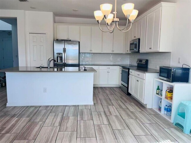 Building Photo - 8569 Starlight Loop