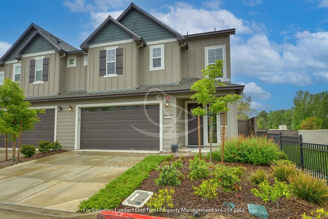 Building Photo - Luxury Living in Prime Granite Bay Location!
