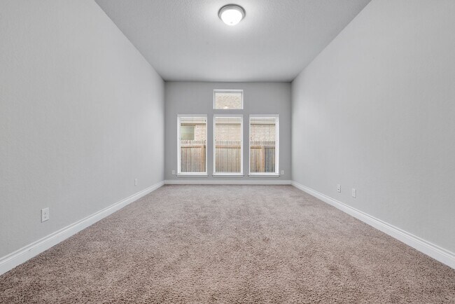 Building Photo - 8823 Haystack Rd
