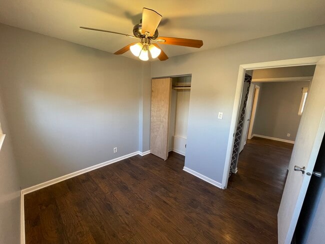 Building Photo - 144 Monterey Dr