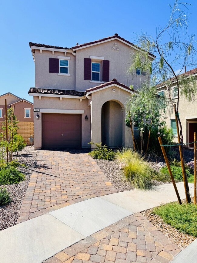 Building Photo - Stunning Home in the Desirable Cadence Community!