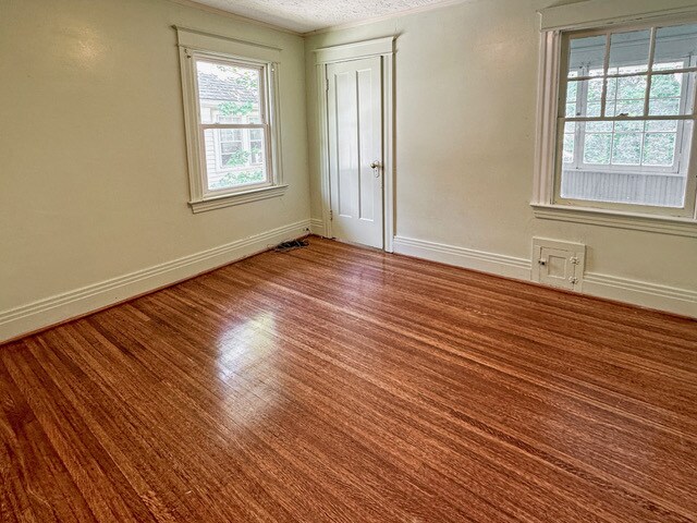 Building Photo - 159 Genesee Park Blvd