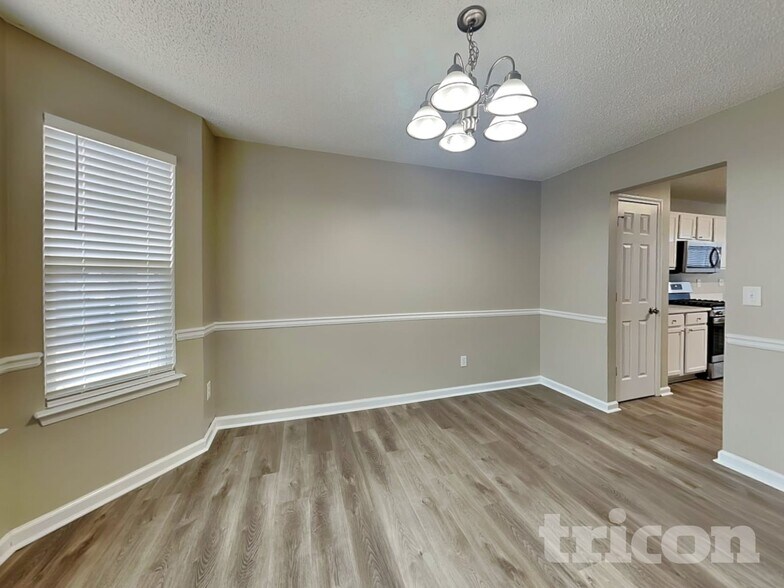 Building Photo - 11610 Registry Blvd